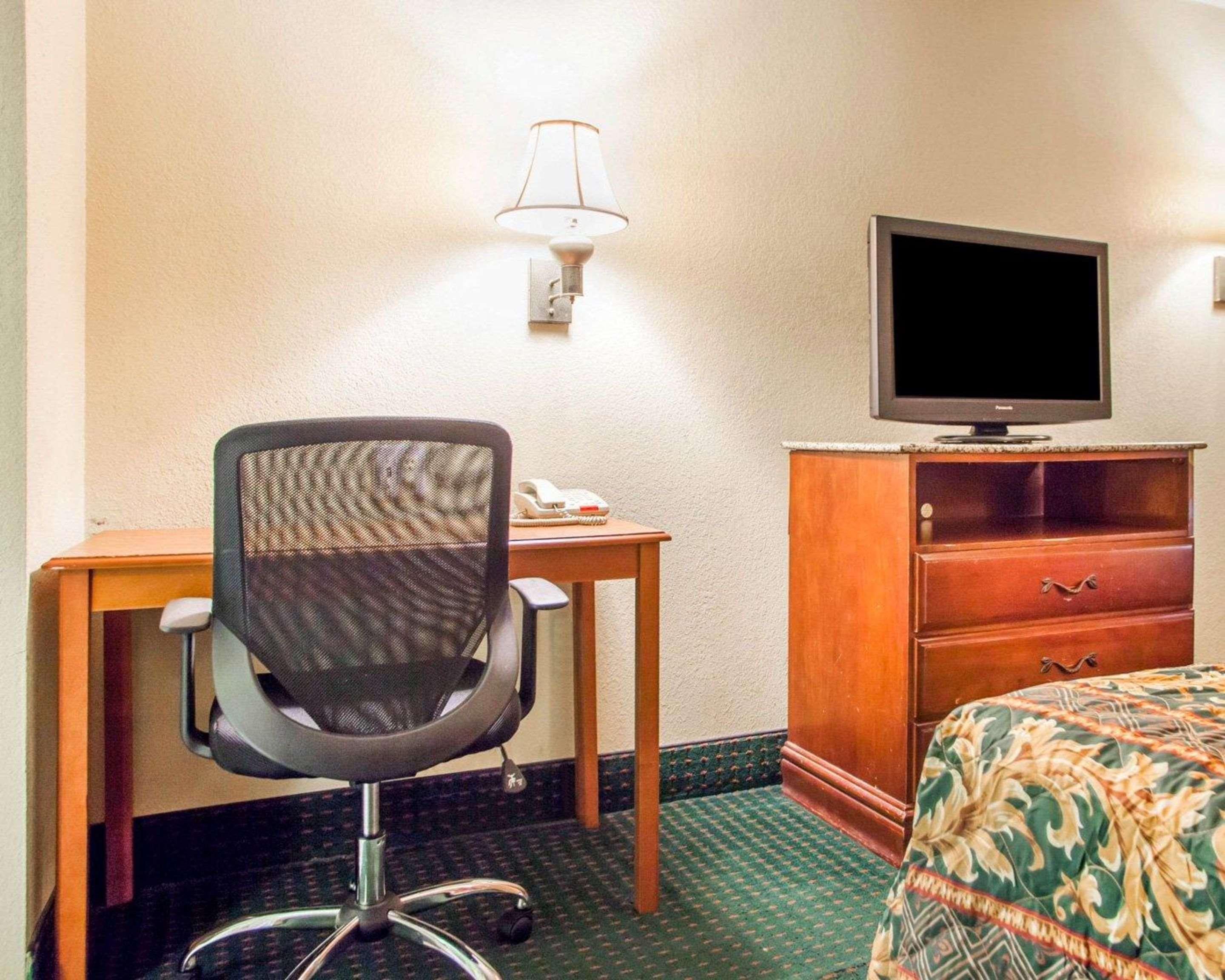 Rodeway Inn Mount Laurel Hwy 73 Zewnętrze zdjęcie