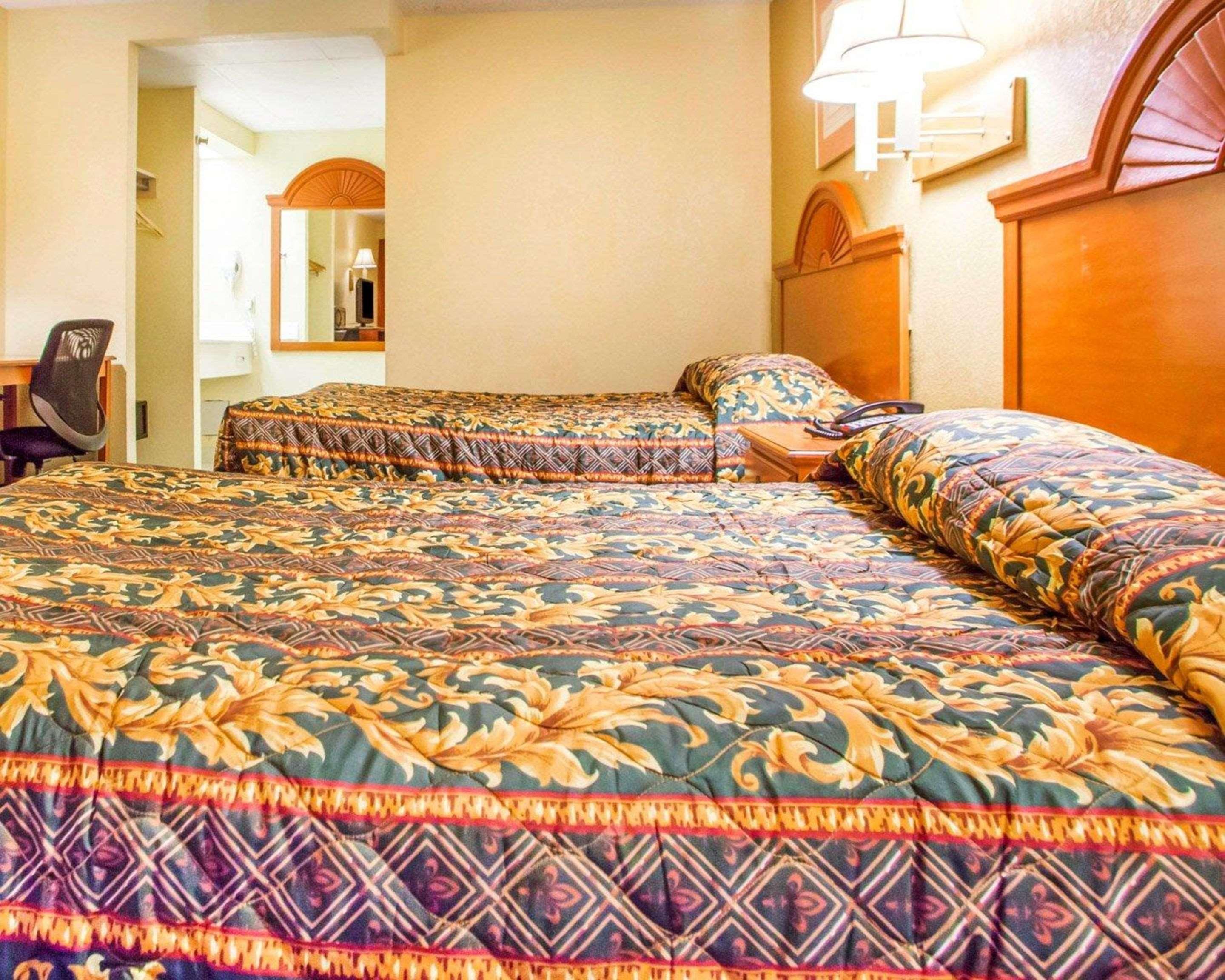 Rodeway Inn Mount Laurel Hwy 73 Zewnętrze zdjęcie