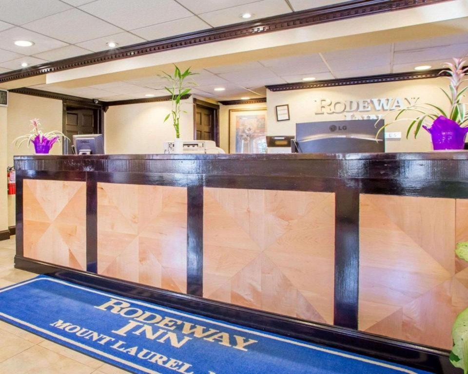 Rodeway Inn Mount Laurel Hwy 73 Zewnętrze zdjęcie