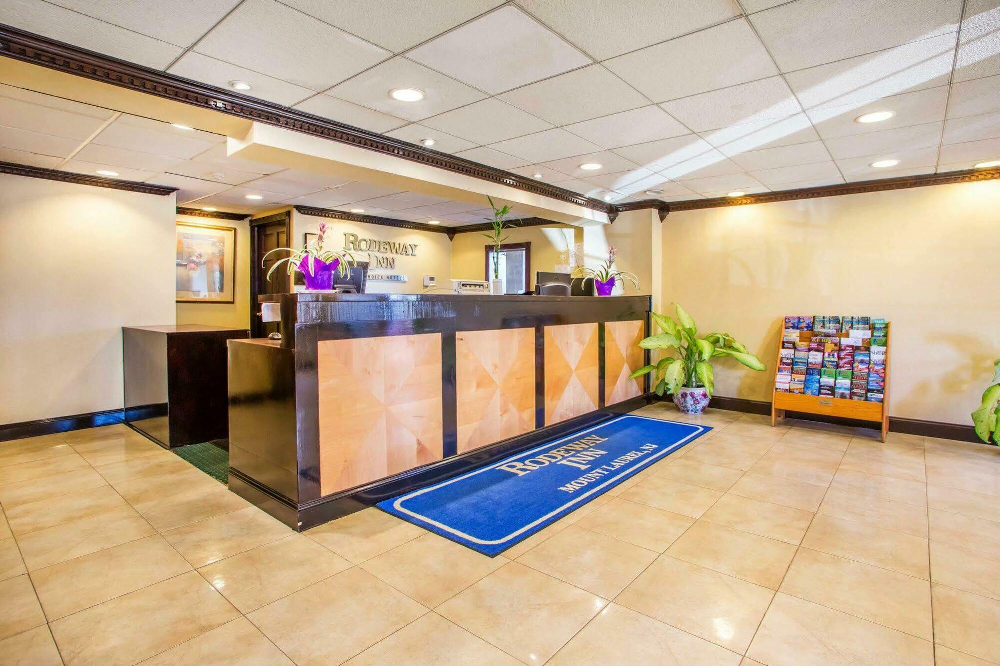 Rodeway Inn Mount Laurel Hwy 73 Zewnętrze zdjęcie