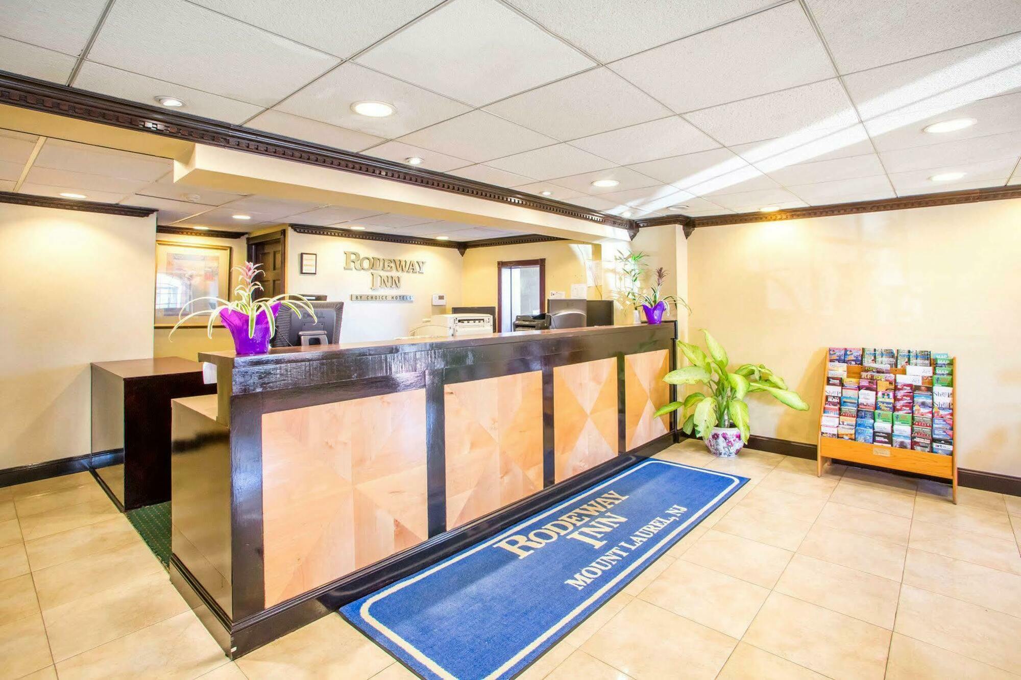 Rodeway Inn Mount Laurel Hwy 73 Zewnętrze zdjęcie